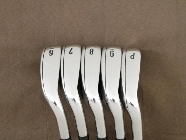 Iron set : Callaway : ชุดเหล็ก Callaway Mavrik (ปี 2020 ตีง่าย ไกลมากๆ) มีเหล็ก 6-Pw (5 ชิ้น) ก้านกราไฟต์ Mitsubishi Diamana 50 Flex R