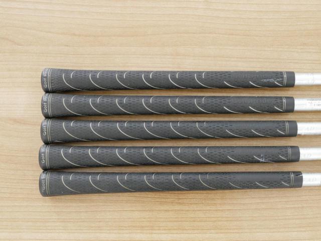 Iron set : Katana : ชุดเหล็กกระเทย Katana Voltio G Series มีเหล็ก 7-Pw,Aw (5 ชิ้น ระยะเทียบเท่า เหล็ก 6-Pw) ก้าน Tour AD VT-5 Flex R