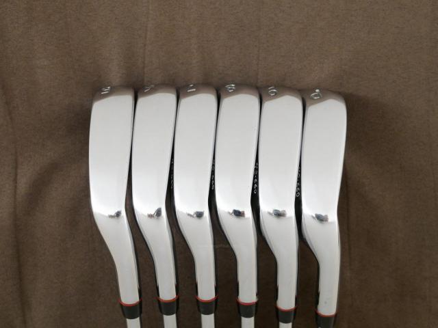 Iron set : Fourteen : ชุดเหล็ก Fourteen TC-660 มีเหล็ก 5-Pw (6 ชิ้น) ก้านเหล็ก NS Pro 950 Flex S