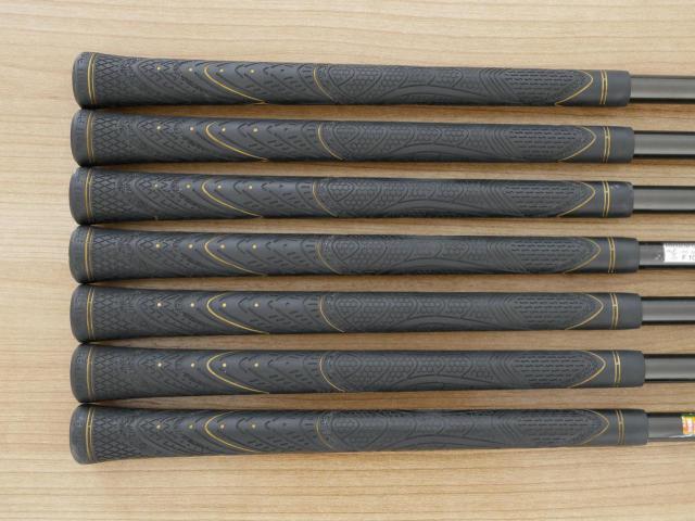Iron set : Maruman : ชุดเหล็ก Maruman Majesty Vanquich XR (รุ่นท๊อปสุด ตีง่าย ไกลมาก ของใหม่ 7 หมื่นบาท) มีเหล็ก 5-10,Pw (7 ชิ้น) ก้านกราไฟต์ Flex R