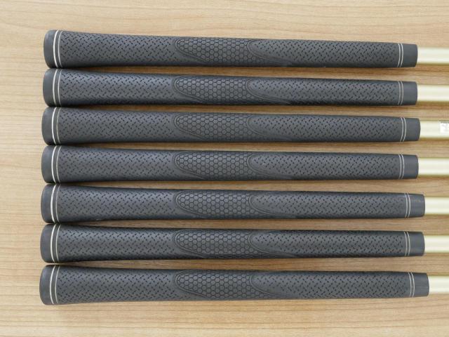 Iron set : Katana : ชุดเหล็ก Katana SL-450 มีเหล็ก 6-Pw,Aw,Sw (7 ชิ้น) ก้านกราไฟต์ Fujikura Speeder 589 Flex R