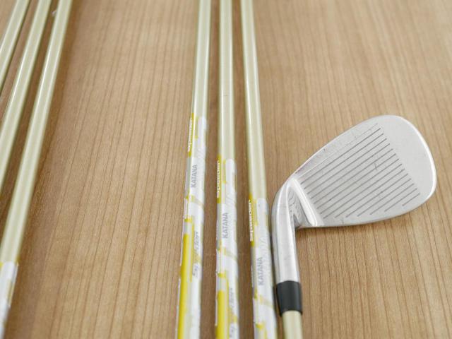 Iron set : Katana : ชุดเหล็ก Katana SL-450 มีเหล็ก 6-Pw,Aw,Sw (7 ชิ้น) ก้านกราไฟต์ Fujikura Speeder 589 Flex R
