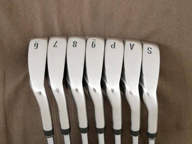 Iron set : Callaway : ชุดเหล็ก Callaway Big Bertha Beta (ใบใหญ่ ตีง่ายมาก) มีเหล็ก 6-Pw,Aw,Sw (7 ชิ้น) ก้านเหล็ก GS90 R300