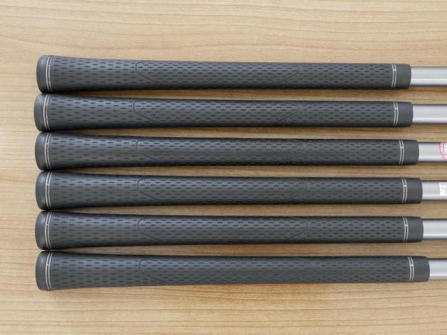 Iron set : Taylormade : ชุดเหล็ก Taylormade Gloire F Forged (รุ่นท๊อปสุด Japan Spec.) มีเหล็ก 5-Pw (6 ชิ้น) ก้านกราไฟต์ Flex S