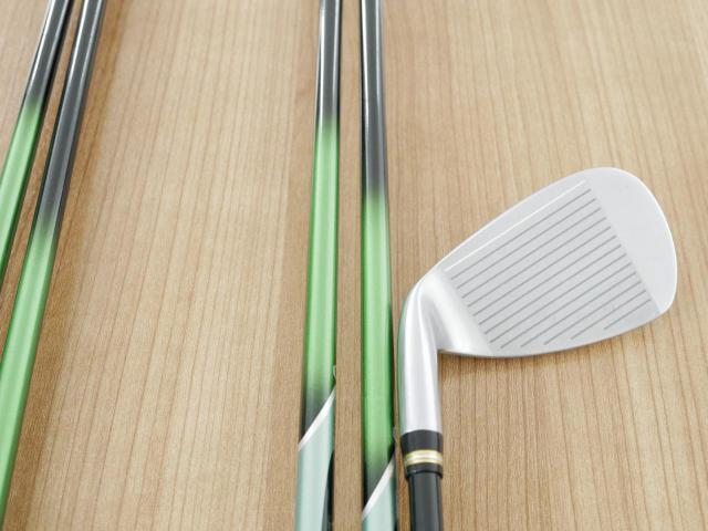 Iron set : Honma : **ก้าน 3 ดาว** ชุดเหล็ก Honma Beres IE-01 (ใบใหญ่ ลอยง่าย เหมาะกับซีเนียร์) มีเหล็ก 7-11 (5 ชิ้น) ก้าน ARMRQ 6 (45) Flex R (3 ดาว)