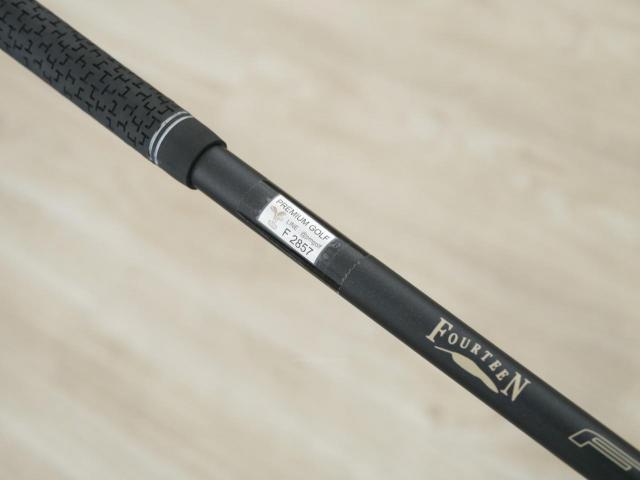 Wedge : Fourteen : Wedge Fourteen DJ-6 Forged (ปี 2025) Loft 56 ก้านกราไฟต์ 65 Wedge Flex 