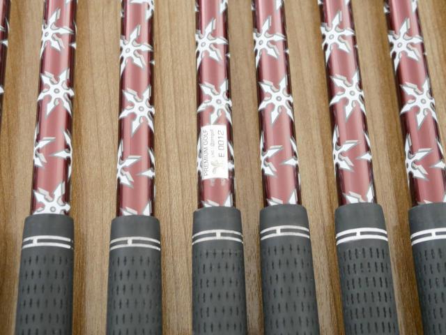 Iron set : Ping : ชุดเหล็ก Ping G700 (ปี 2019 Japan Spec. ใบใหญ่ ง่ายที่สุด ไกลที่สุดของ Ping) มีเหล็ก 5-Pw,Aw,Sw (8 ชิ้น) ก้านกราไฟต์ Mitsubishi FUBUKI Flex R