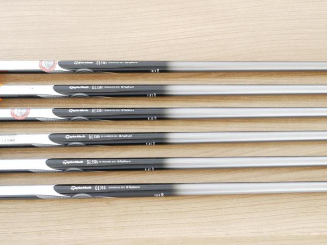 Iron set : Taylormade : ชุดเหล็ก Taylormade Gloire (รุ่นท๊อปสุด Japan Spec. ใบใหญ่ ตีง่าย ไกล) มีเหล็ก 5-Pw (6 ชิ้น) ก้านกราไฟต์ Flex R