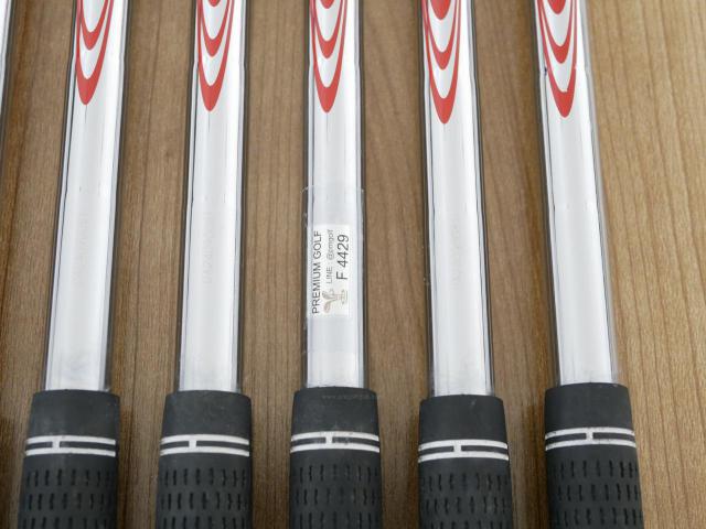 Iron set : Taylormade : ชุดเหล็ก Taylormade P7MC Forged (ซีรี่ย์ท้อปสุด ออกปี 2021) มีเหล็ก 5-Pw (6 ชิ้น) ก้านเหล็ก NS Pro Modus 105 Flex S