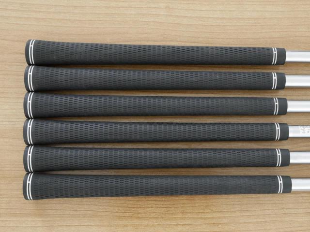 Iron set : Ping : ชุดเหล็ก Ping iBlade (ปี 2018) มีเหล็ก 5-Pw (6 ชิ้น) ก้านเหล็ก NS Pro Modus 120 Flex S