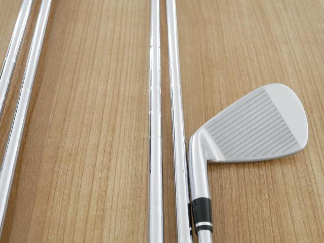 Iron set : Taylormade : ชุดเหล็ก Taylormade Gloire F2 Forged (รุ่นท๊อปสุด Japan Spec. ออกปี 2017) มีเหล็ก 6-Pw (5 ชิ้น) ก้านเหล็ก NS Pro 930 Flex S