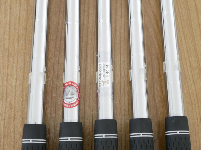 Iron set : Taylormade : ชุดเหล็ก Taylormade Gloire F2 Forged (รุ่นท๊อปสุด Japan Spec. ออกปี 2017) มีเหล็ก 6-Pw (5 ชิ้น) ก้านเหล็ก NS Pro 930 Flex S