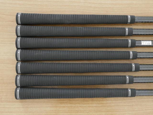 Iron set : Honma : ชุดเหล็ก Honma Beres IS-02 (หน้าเด้ง Forged) มีเหล็ก 6-11,Aw (7 ชิ้น เทียบเท่า 5-Pw,Aw) ก้าน ARMRQ 6 (54) Flex R (2 ดาว)