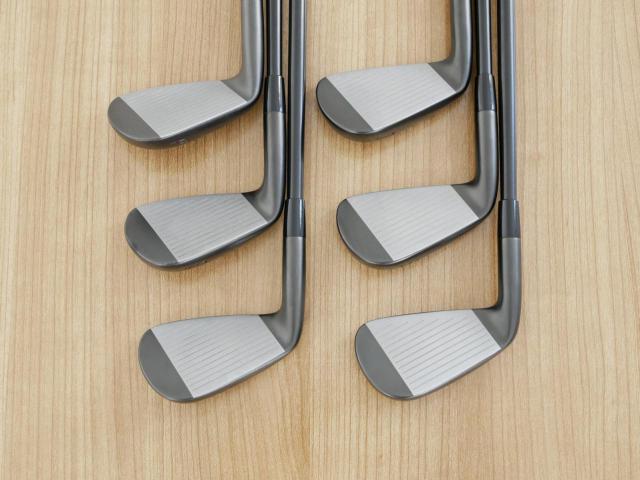 Iron set : Mizuno : ชุดเหล็ก Mizuno JPX 925 Black Forged (รุ่นล่าสุด ออกปี 2024 ตัวท๊อป นุ่ม แน่น ไกล) มีเหล็ก 5-Pw (6 ชิ้น) ก้านเหล็ก Dynamic Gold 105 S200