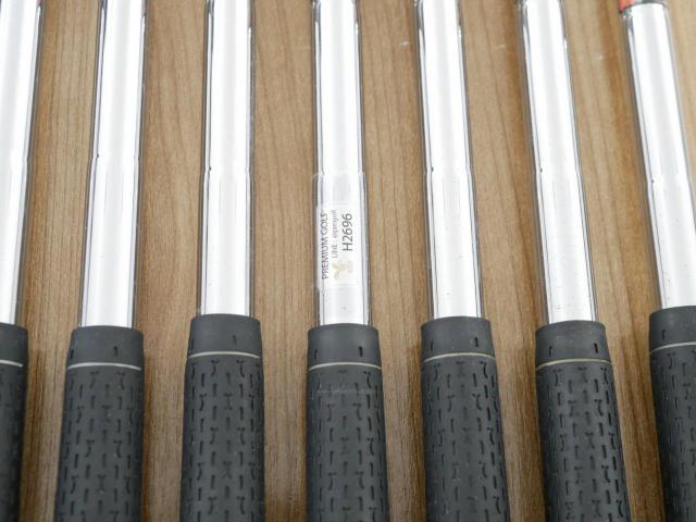Iron set : Ping : ชุดเหล็ก Ping G30 (ตีง่ายมาก) มีเหล็ก 4-Pw,Aw (8 ชิ้น) ก้านเหล็ก Ping CFS Flex R