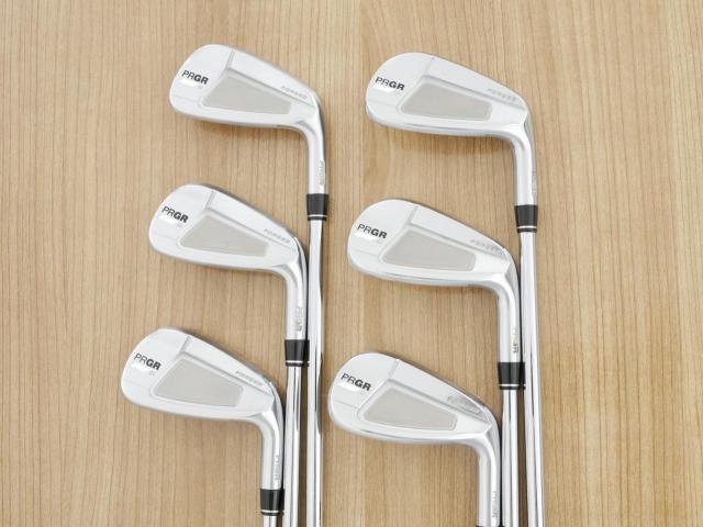 Iron set : PRGR : ชุดเหล็ก PRGR 01 Forged (Titanium Core ปี 2021) มีเหล็ก 5-Pw (6 ชิ้น) ก้านเหล็ก NS Pro 950 Flex S