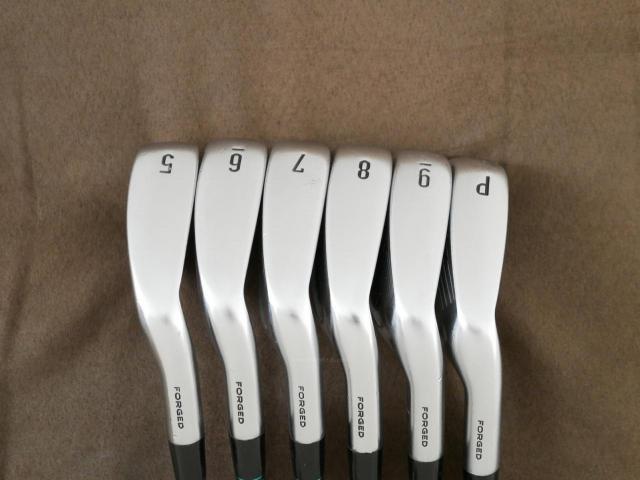 Iron set : Callaway : **มีตำหนิ** ชุดเหล็ก Callaway APEX DCB Forged (ปี 2022) มีเหล็ก 5-Pw (6 ชิ้น) ก้านเหล็ก NS Pro 850 Neo Flex S