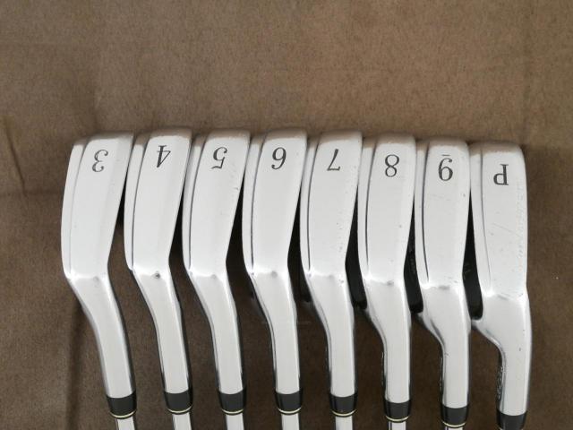 Iron set : Maruman : ชุดเหล็ก Maruman Guiness M Cavity (ฝาแฝด M1 ในตำนานครับ) มีเหล็ก 3-Pw (8 ชิ้น) ก้านเหล็ก NS Pro 950 Flex R