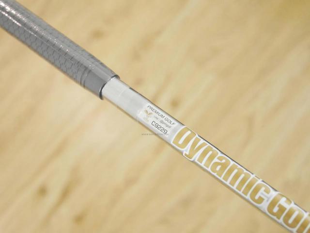 Wedge : Callaway : **ของใหม่ ยังไม่แกะพลาสติก** Wedge Callaway JAWS RAW (รุ่นใหม่ ปี 2023) Loft 56 ก้านเหล็ก Dynamic Gold S200