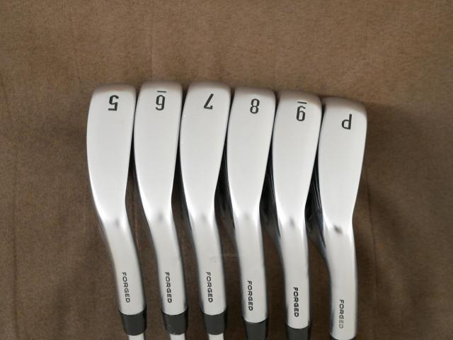 Iron set : Callaway : ชุดเหล็ก Callaway APEX Forged (รุ่นปี 2022) มีเหล็ก 5-Pw (6 ชิ้น) ก้านเหล็ก NS Pro ZELOS 8 Flex R