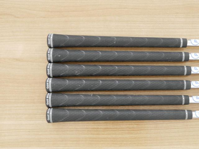 Iron set : Callaway : ชุดเหล็ก Callaway Rogue Pro CF18 (ออกปี 2018 นุ่ม มัน คม) มีเหล็ก 5-Pw (6 ชิ้น) ก้านเหล็ก NS PRO 950 Flex S