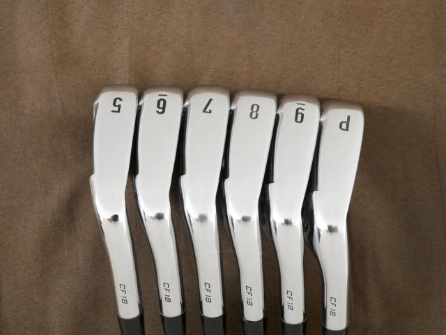 Iron set : Callaway : ชุดเหล็ก Callaway Rogue Pro CF18 (ออกปี 2018 นุ่ม มัน คม) มีเหล็ก 5-Pw (6 ชิ้น) ก้านเหล็ก NS PRO 950 Flex S