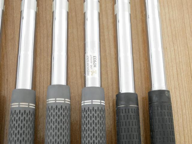 Iron set : Taylormade : ชุดเหล็ก Taylormade RocketBladez มีเหล็ก 4-Pw (7 ชิ้น) ก้านเหล็ก NS Pro 950 Flex R