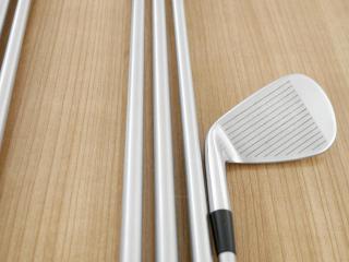Iron set : Other Brand : **มีตำหนิ**ชุดเหล็ก Adams IDEA CMB Forged มีเหล็ก 4-Pw (7 ชิ้น)  ก้านเหล็ก KBS Tour C-Taper 120 Flex S