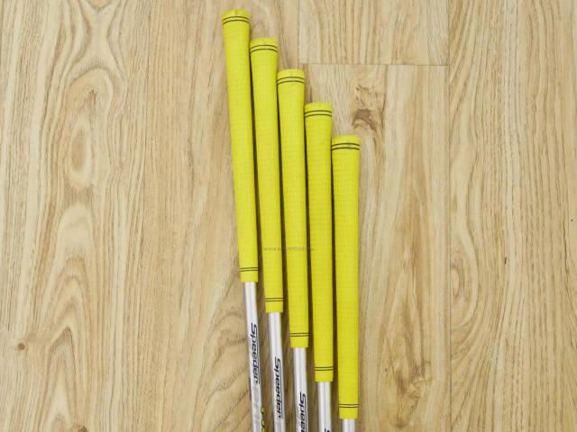 Iron set : Bridgestone : ชุดเหล็ก Bridgestone JGR Hybrid Forged (ตีไกลกว่าตัวอื่น 2 เบอร์) มีเหล็ก 6-Pw (5 ชิ้น) ก้านกราไฟต์ Fujikura Air Speeder (R)