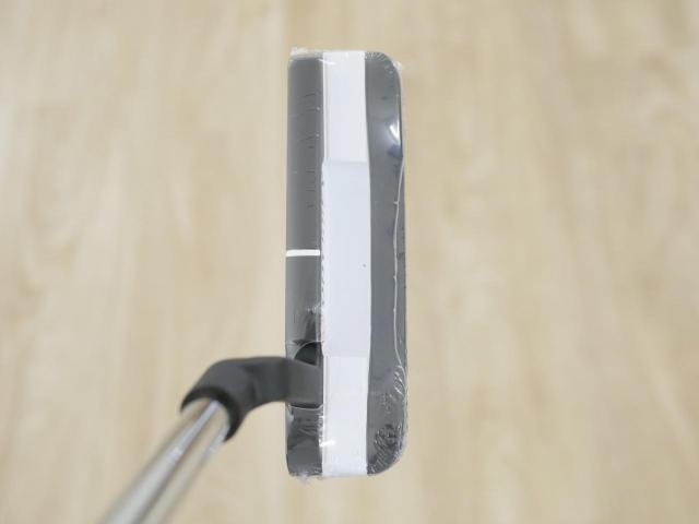 Putter : All : **ของใหม่ ยังไม่แกะพลาสติก** พัตเตอร์ Odyssey White Hot VERSA ONE (ออกปี 2023) ก้าน Stroke LAB 70 ยาว 33 นิ้ว