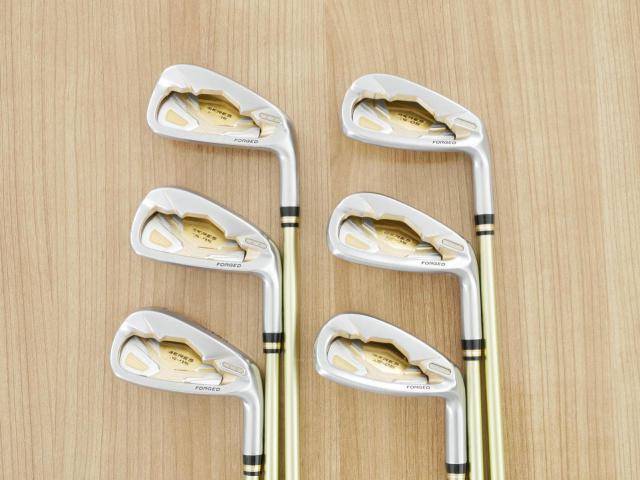 Iron set : Honma : ชุดเหล็ก Honma Beres IS-05 Forged (ปี 2017) มีเหล็ก 6-11 (6 ชิ้น ระยะเทียบเท่า 5-Pw ของรุ่นอื่นๆ) ก้าน ARMRQ ∞ (48) Flex SR (2 ดาว)