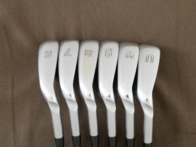 Iron set : Ping : ชุดเหล็ก Ping G700 (ปี 2019 Japan Spec. ใบใหญ่ ง่ายที่สุด ไกลที่สุดของ Ping) มีเหล็ก 6-Pw,Aw (6 ชิ้น) ก้านกราไฟต์ Mitsubishi FUBUKI Flex R