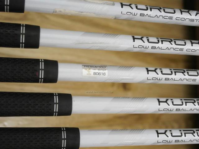 Iron set : Titleist : ชุดเหล็ก Titleist AP1 716 (ออกปี 2016) มีเหล็ก 5-Pw,Aw (7 ชิ้น) ก้านกราไฟต์ Mitsubishi KUROKAGE 65 Flex R