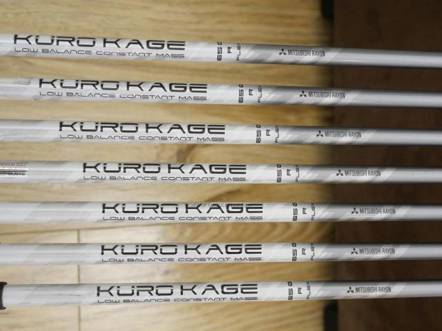 Iron set : Titleist : ชุดเหล็ก Titleist AP1 716 (ออกปี 2016) มีเหล็ก 5-Pw,Aw (7 ชิ้น) ก้านกราไฟต์ Mitsubishi KUROKAGE 65 Flex R