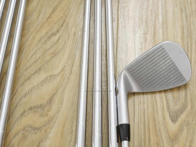 Iron set : Ping : ชุดเหล็ก Ping iBlade (ออกปี 2017) มีเหล็ก 4-Pw (7 ชิ้น) ก้านเหล็ก NS Pro 950 Flex S