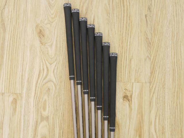 Iron set : Ping : ชุดเหล็ก Ping G430 (รุ่นล่าสุด ออกปี 2022 Japan Spec. ใบใหญ่ ง่าย ไกล) มีเหล็ก 6-W,45,54 (7 ชิ้น) ก้านกราไฟต์ Ping Tour 2.0 85 Flex S
