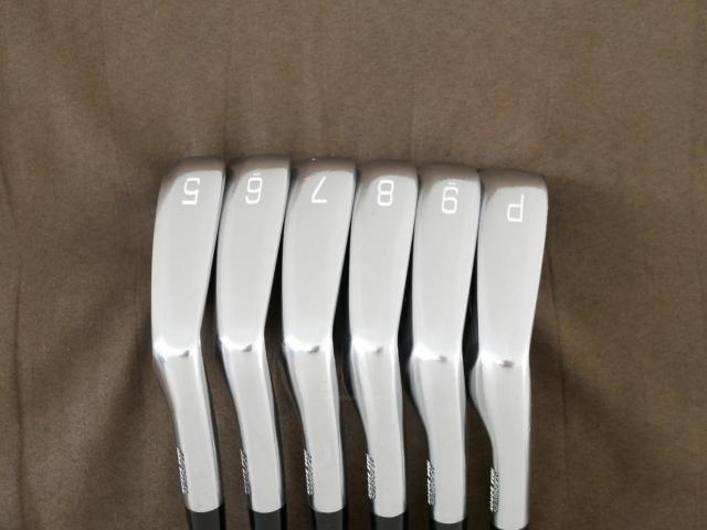 Iron set : Mizuno : ชุดเหล็ก Mizuno JPX 900 Forged (นุ่มมาก ตีง่าย ระยะดี) มีเหล็ก 5-Pw (6 ชิ้น) ก้านเหล็ก NS Pro Modus 105 Flex S