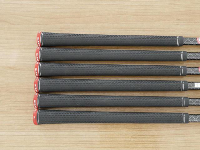 Iron set : Taylormade : ชุดเหล็ก Taylormade Stealth (ออกปี 2022 Japan Spec.) มีเหล็ก 5-Pw (6 ชิ้น) ก้านกราไฟต์ Mitsubishi Tensei TM60 Flex R