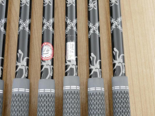 Iron set : Taylormade : ชุดเหล็ก Taylormade P770 Forged (รุ่นปี 2023 นุ่ม แน่น)  มีเหล็ก 5-Pw (6 ชิ้น) ก้านกราไฟต์ Mitsubishi Diamana Thump i95 Flex S