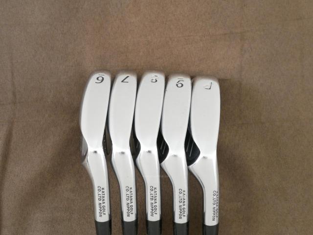 Iron set : Katana : ชุดเหล็ก Katana Voltio IV Model C Forged (ออกปี 2016) มีเหล็ก 6-Pw (5 ชิ้น) ก้านกราไฟต์ Fujikura Speeder 550 Flex R