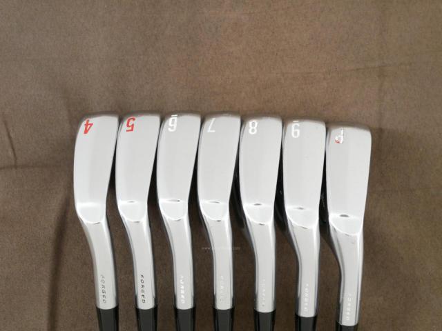 Iron set : Other Brand : ชุดเหล็ก Srixon ZX5 Forged (ออกปี 2021) มีเหล็ก 4-Pw (7 ชิ้น) ก้านเหล็ก Dynamic Gold 120 S200