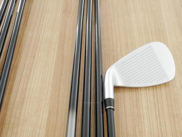 Iron set : PRGR : ชุดเหล็กกระเทย PRGR Super Egg Evolution (รุ่นล่าสุด ออกปี 2024 ตัวท๊อปสุด หน้าเด้งเกินกฏ ใช้แข่งไม่ได้ ตีไกลมากๆ) มีเหล็ก 5-Pw,Aw (7 ชิ้น) ก้านกราไฟต์ Flex R2 (M-35)