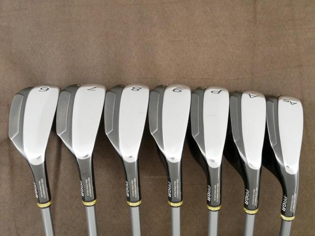 Iron set : PRGR : ชุดเหล็กกระเทย PRGR Super Egg Iron (ปี 2018 ตัวท๊อปสุด หน้าเด้งเกินกฏ ใช้แข่งไม่ได้ ตีไกมลมากๆ) มีเหล็ก 6-Pw,Aw,As (7 ชิ้น) ก้านกราไฟต์ Flex R (M-37)