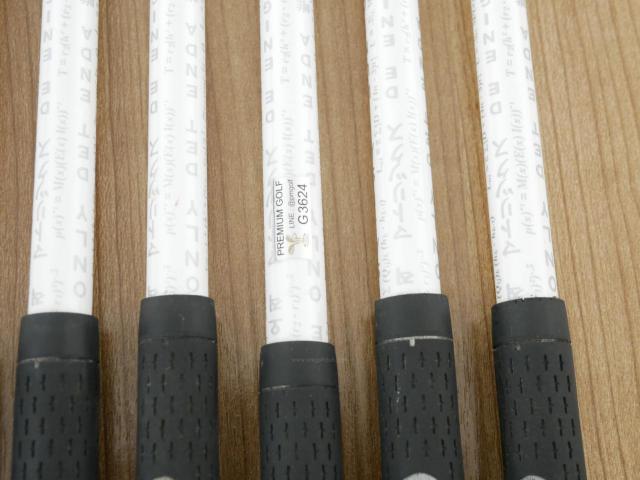 Iron set : Tourstage : ชุดเหล็ก Tourstage V300 IV (Forged) มีเหล็ก 5-Pw (6 ชิ้น) ก้านกราไฟต์ Matrix HD RADIX Flex S