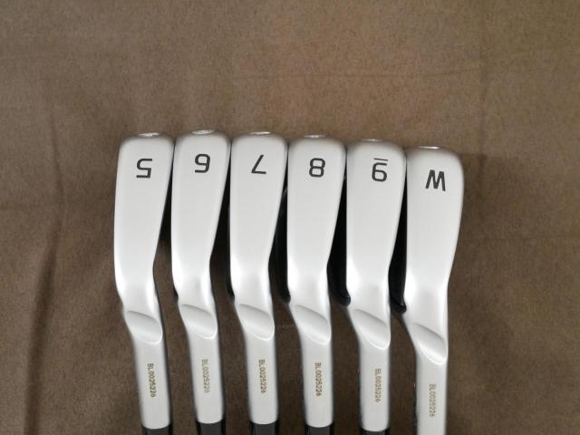 Iron set : Ping : ชุดเหล็ก Ping i240 (รุ่นล่าสุด ออกปี 2025) มีเหล็ก 5-Pw (6 ชิ้น) ก้านเหล็ก Dynamic Gold 105 S200