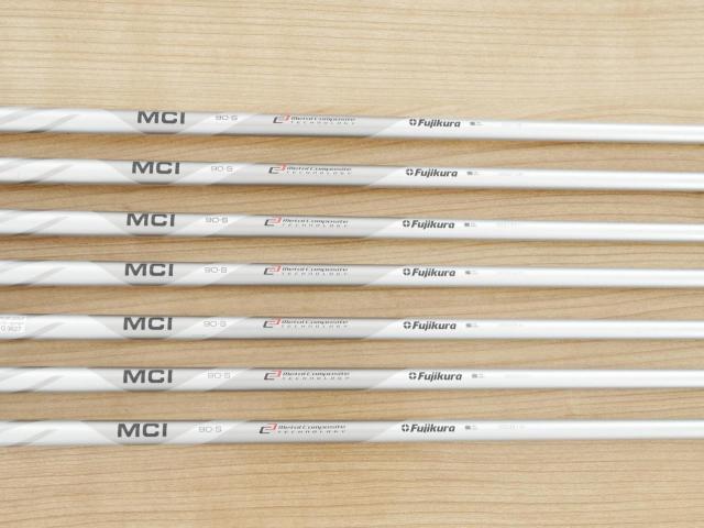 Iron set : PRGR : ชุดเหล็ก PRGR RS Forged (นุ่มมากๆ) มีเหล็ก 4-Pw (7 ชิ้น) ก้านกราไฟต์ Fujikura MCI 90 Flex S