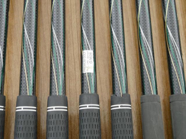 Iron set : Tourstage : ชุดเหล็ก Tourstage PHYZ Forged (ซีรี่ย์ท๊อป นุ่มไกล) มีเหล็ก 5-Pw,Aw,Sw (8 ชิ้น) ก้านกราไฟต์ Flex R