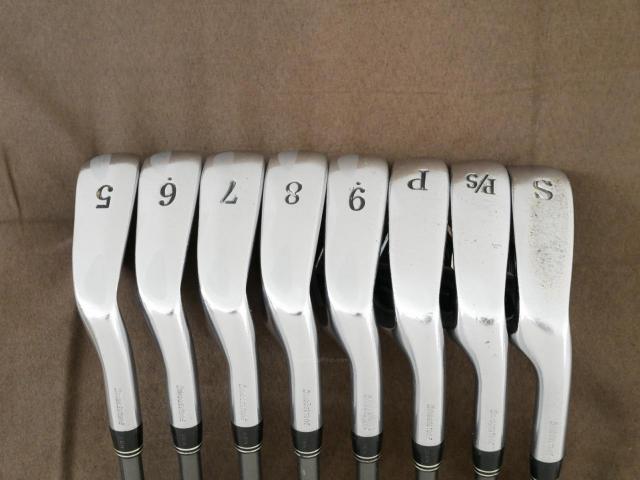 Iron set : Tourstage : ชุดเหล็ก Tourstage PHYZ Forged (ซีรี่ย์ท๊อป นุ่มไกล) มีเหล็ก 5-Pw,Aw,Sw (8 ชิ้น) ก้านกราไฟต์ Flex R