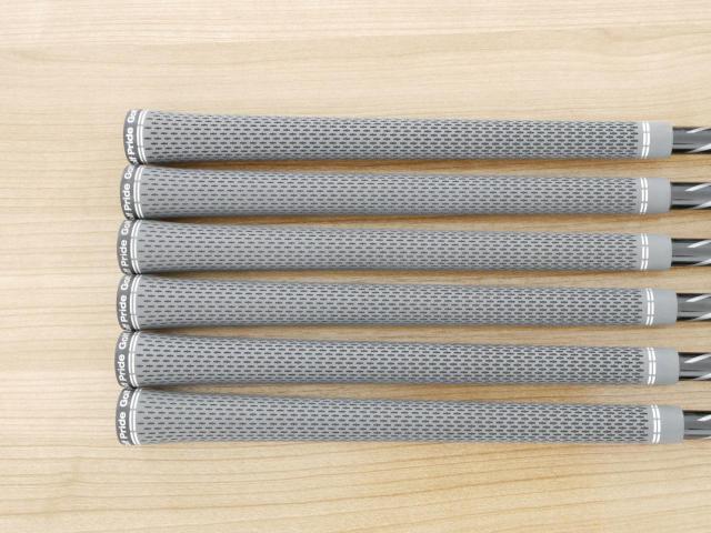 Iron set : Taylormade : ชุดเหล็ก Taylormade P790 (ตัวท้อปสุด ปี 2023 Japan Spec.) มีเหล็ก 5-Pw (6 ชิ้น) ก้านกราไฟต์ Fujikura MCI 80 Flex S