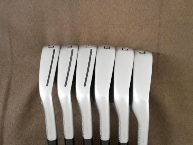 Iron set : Taylormade : ชุดเหล็ก Taylormade P790 (ตัวท้อปสุด ปี 2023 Japan Spec.) มีเหล็ก 5-Pw (6 ชิ้น) ก้านกราไฟต์ Fujikura MCI 80 Flex S
